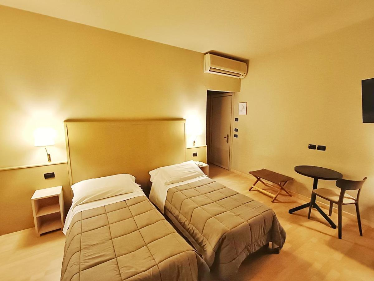 Hotel Corallo Rimini Dış mekan fotoğraf