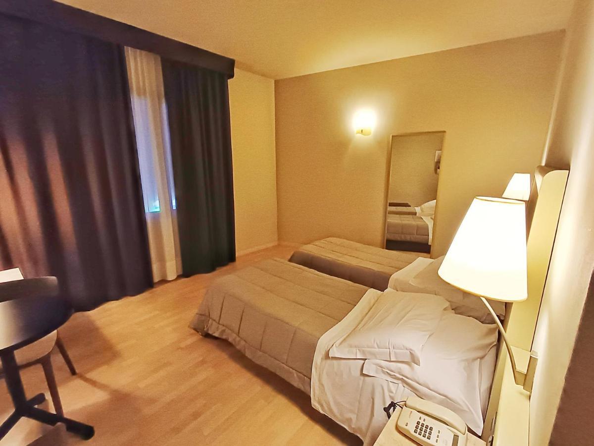 Hotel Corallo Rimini Dış mekan fotoğraf